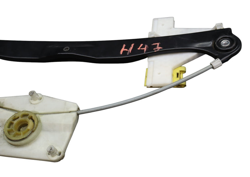 Load image into Gallery viewer, 06-13 Audi A3 A3 Quattro Rear Right Passenger Side Door Window Regulator Oem