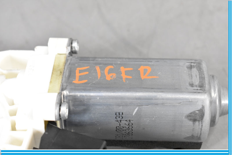 Load image into Gallery viewer, 14-18 Mercedes CLA250 C117 Front Right Side Door Window Regulator Motor Oem