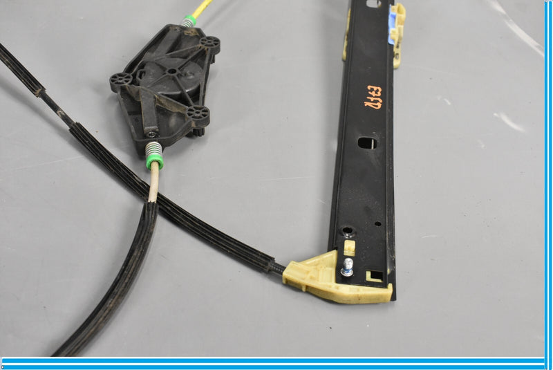 Load image into Gallery viewer, 09-12 Audi A4 Wagon Front Right Side Door Window Regulator W/o Motor Oem