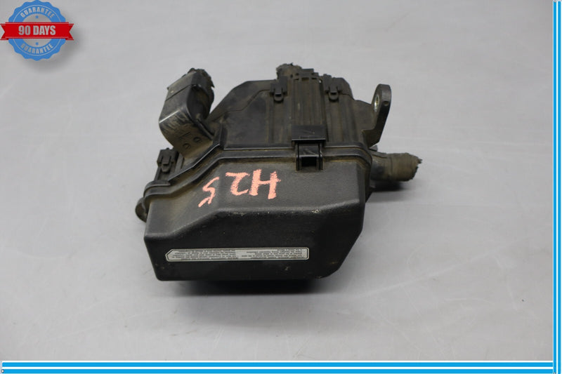 Load image into Gallery viewer, 07-17 Lexus LS460 LS460L Engine Motor Bay Fuse Relay Junction Box Housing Oem