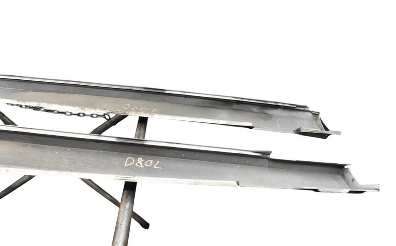 Load image into Gallery viewer, 06-16 Mercedes E350 E550 Left and Right Side Baggage Luggage Roof Rack Rail Oem