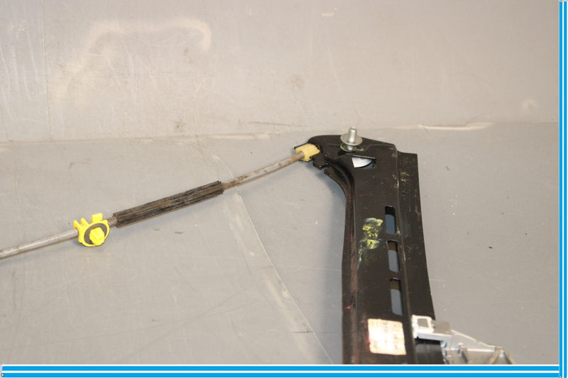 Load image into Gallery viewer, 10-17 Mercedes E350 E550 W207 Coupe Front Left Door Window Regulator Oem