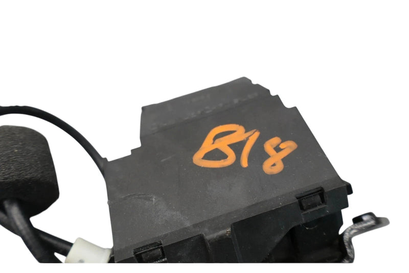 Load image into Gallery viewer, 01-11 Mercedes W219 CLS550 CLS500 Trunk Lock Latch Mechanism 1717500085 Oem