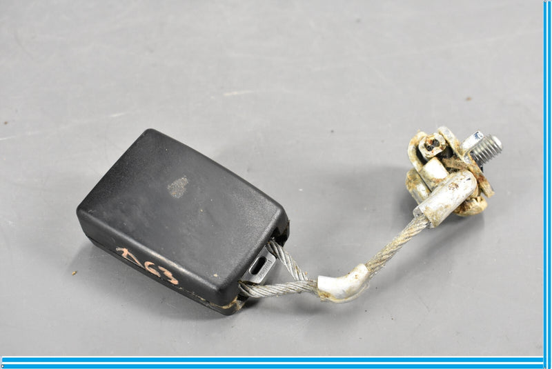 Load image into Gallery viewer, 11-16 BMW 528i 535i 550i F10 Rear Seat Belt Buckle 9172380 07 Oem
