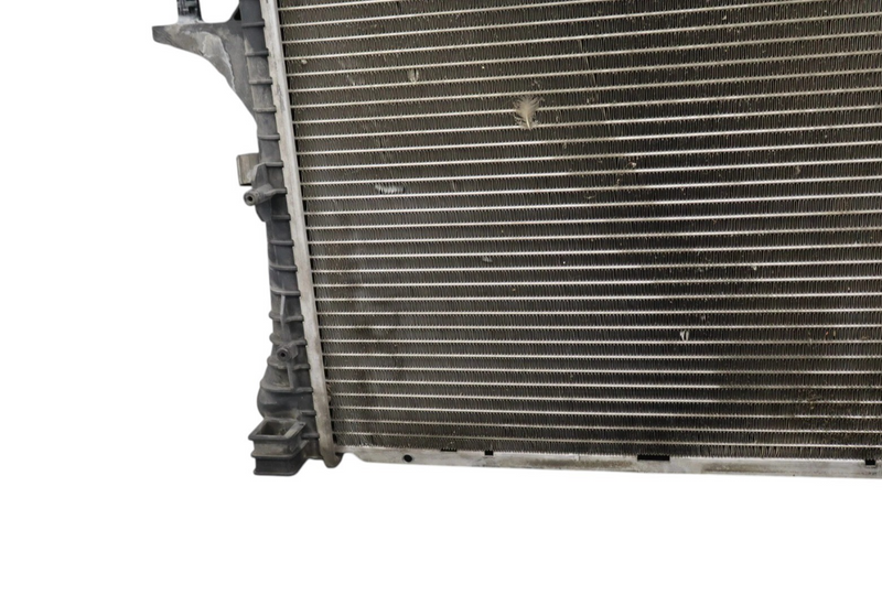 Load image into Gallery viewer, 07-09 Audi Q7 Quattro 4L Engine Cooling Coolant Radiator Cooler Condenser Oem