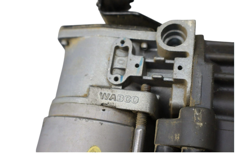 Load image into Gallery viewer, 09-17 BMW 535i GT xDrive Air Suspension Compressor Pump 4430201641 OEM.