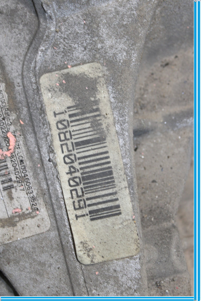 Load image into Gallery viewer, 06-13 Mercedes GL550 GL450 Front Differential Axle Carrier Diff Oem