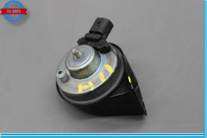 Load image into Gallery viewer, 11-16 BMW 528i 535i 550i F10 Front Low Tone Horn Signal Oem