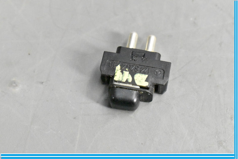 Load image into Gallery viewer, 86-95 Mercedes E320 300CE 300E W124 Power Window Lockout Switch 1248204910 Oem