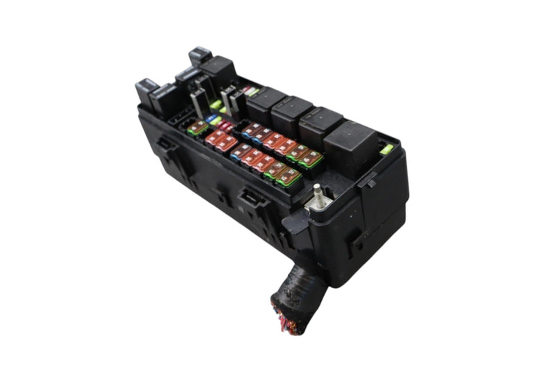 Load image into Gallery viewer, 14-21 Maserati Quattroporte Rear Trunk Fuse Relay Junction Box Panel Oem