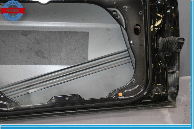 Load image into Gallery viewer, 08-14 Mercedes W204 C250 Sedan Front Left Side Exterior Door Shell Black Oem