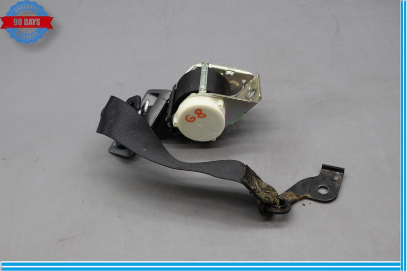 Load image into Gallery viewer, 10-16 Mercedes E350 CLS550 Rear Center Seat Belt Retractor Black Oem