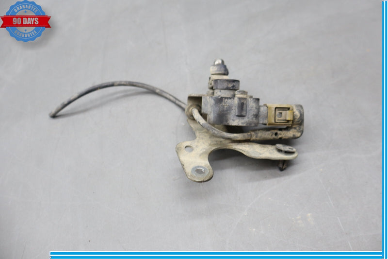 Load image into Gallery viewer, 12-18 Mercedes CLS550 CLS400 Height Level Sensor Control Module 2045450526 Oem