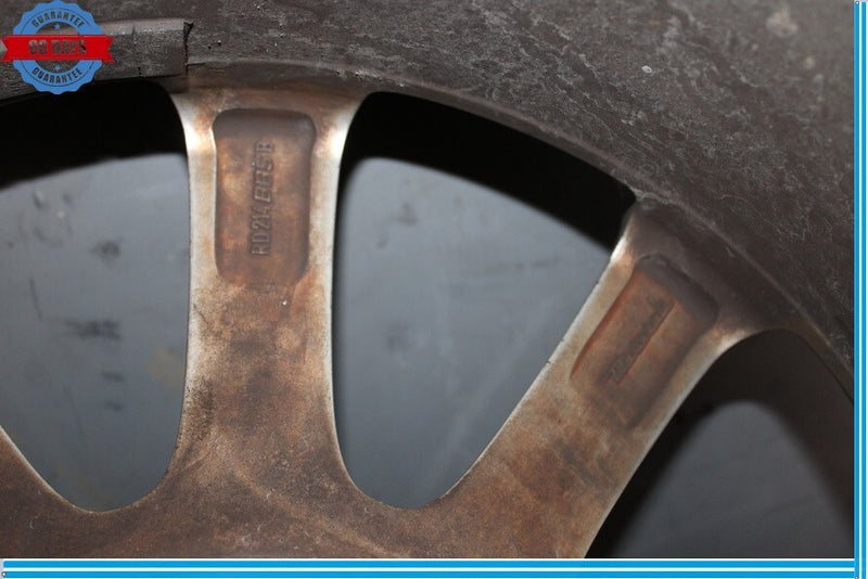 Load image into Gallery viewer, 05-12 Maserati Quattroporte M139 Front R19" 9 Spoke Wheel Set 19x10.5J Oem