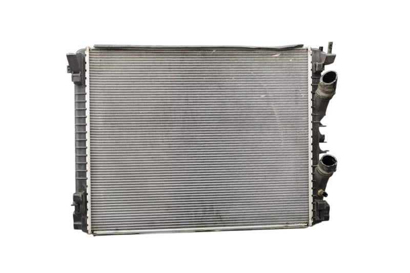 Load image into Gallery viewer, 14-22 Maserati Ghibli Engine Coolant Cooling Water Radiator 670038340 OEM