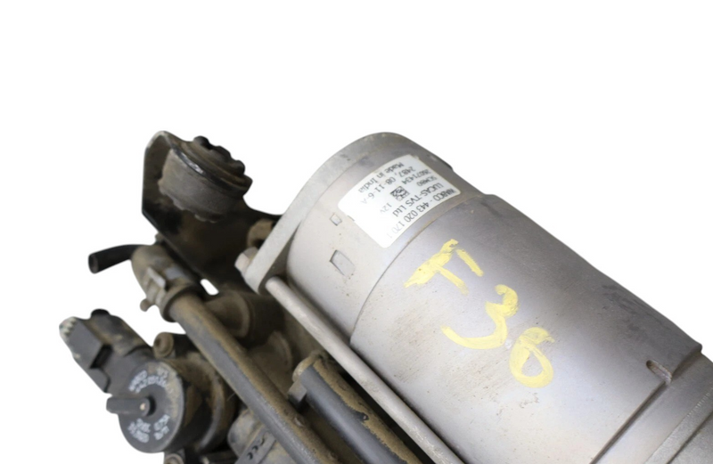 Load image into Gallery viewer, 10-18 Mercedes CLS550 Airmatic Air Suspension Compressor Pump 2123200404 Oem