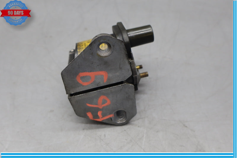 Load image into Gallery viewer, 86-93 Mercedes 280E SL320 W124 Ignition Coil w/ Cover 0001585303 Oem