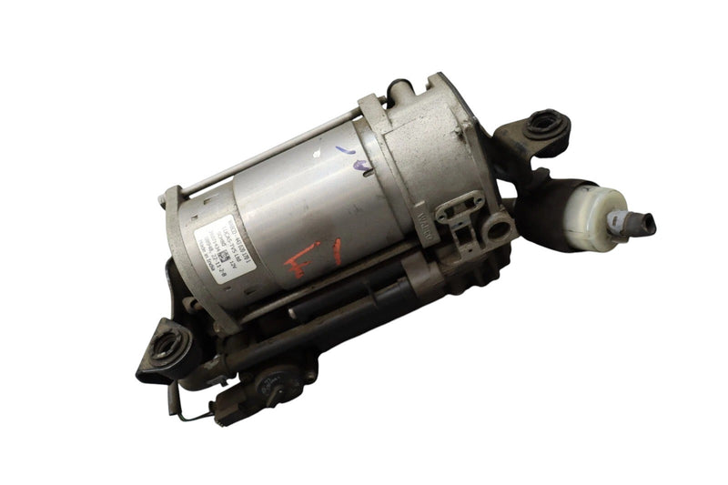Load image into Gallery viewer, 10-18 Mercedes CLS550 Airmatic Air Suspension Compressor Pump A2123200104 Oem