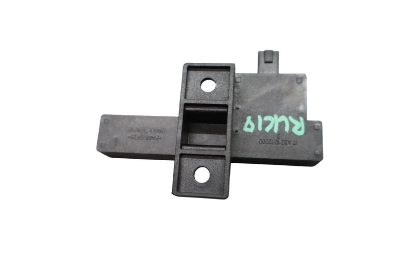 Load image into Gallery viewer, 12-18 Audi A7 Rear Left Side Keyless Entry Control Module 8K0907247 Oem