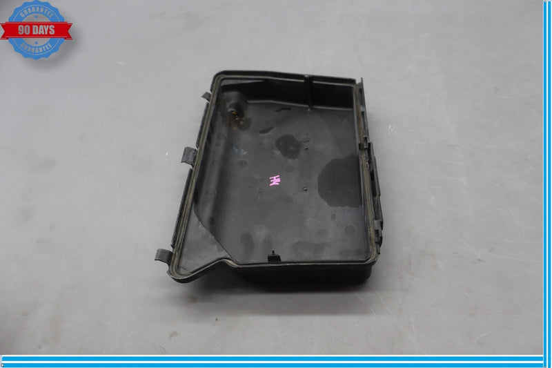 Load image into Gallery viewer, 94-12 Mercedes R230 SL500 SL600 Engine Fusebox Control Module Bay Cover Oem