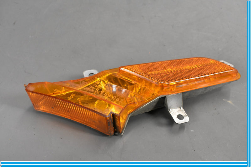 Load image into Gallery viewer, 08-10 Porsche Cayenne Front Right Passenger Side Marker Lamp Reflector GTS Oem