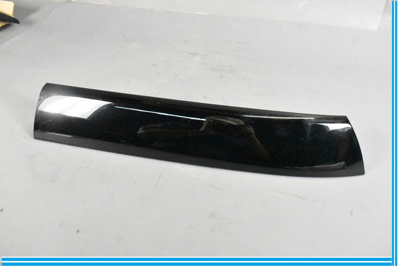 Load image into Gallery viewer, 04-13 Maserati Quattroporte M139 Front Right Door Trim Panel Molding Black Oem