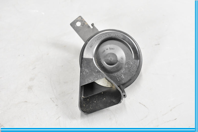 Load image into Gallery viewer, 05-11 Mercedes SLK280 SLK350 R171 Low High Pitch Tone Note Horn Signal Oem