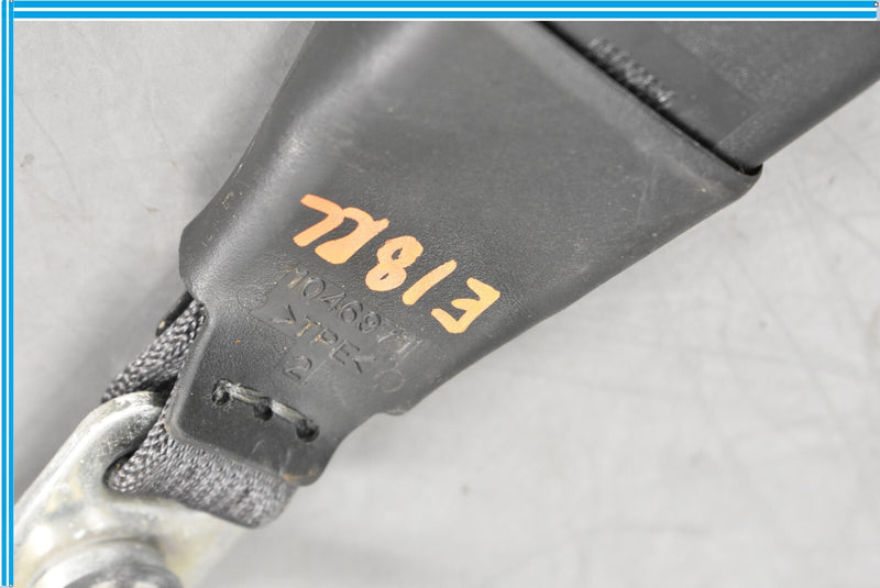 Load image into Gallery viewer, 07-12 Lexus LS460 Rear Left Driver Side Center Seat Belt Buckle 1046971 Oem