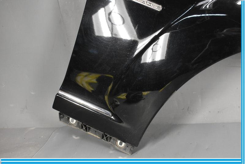 Load image into Gallery viewer, 07-13 Mercedes S400 S550 W221 Front Right Passenger Fender Assembly Black Oem