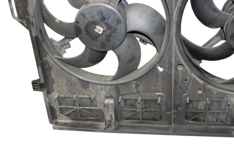 Load image into Gallery viewer, 97-02 Jaguar XK8 XKR X100 Engine Radiator Cooling Fan Assembly MJB4270AA Oem