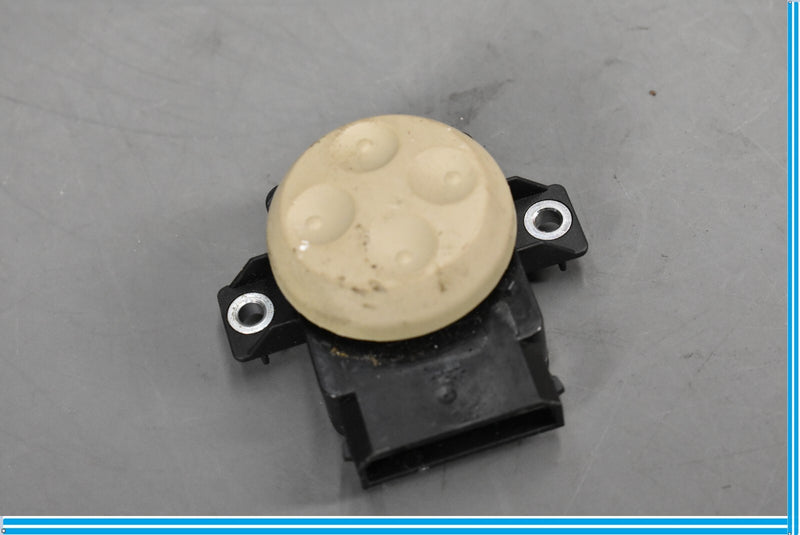 Load image into Gallery viewer, 09-12 Audi A4 Front Right Passenger Side Seat Lumbar Switch Black Oem