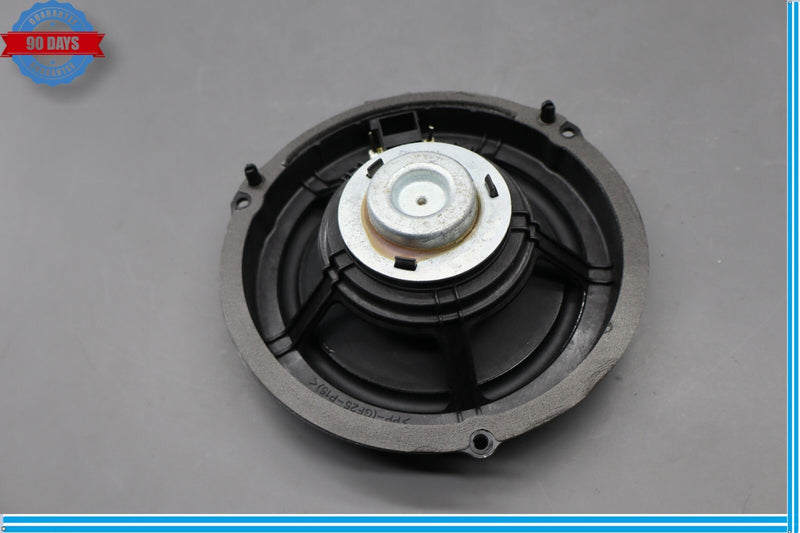 Load image into Gallery viewer, 10-19 Jaguar XJ XJL X351 Rear Right or Left Side Door Bass Sound Speaker Oem