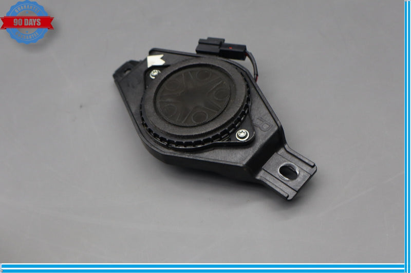 Load image into Gallery viewer, 15-20 Hyundai Genesis G80 Rear Right Shelf Tweeter Speaker Lexicon Oem