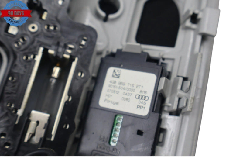 Load image into Gallery viewer, 12-18 Audi A7 Roof Overhead Console Dome Light Lamp Panel Switch Assembly OEM