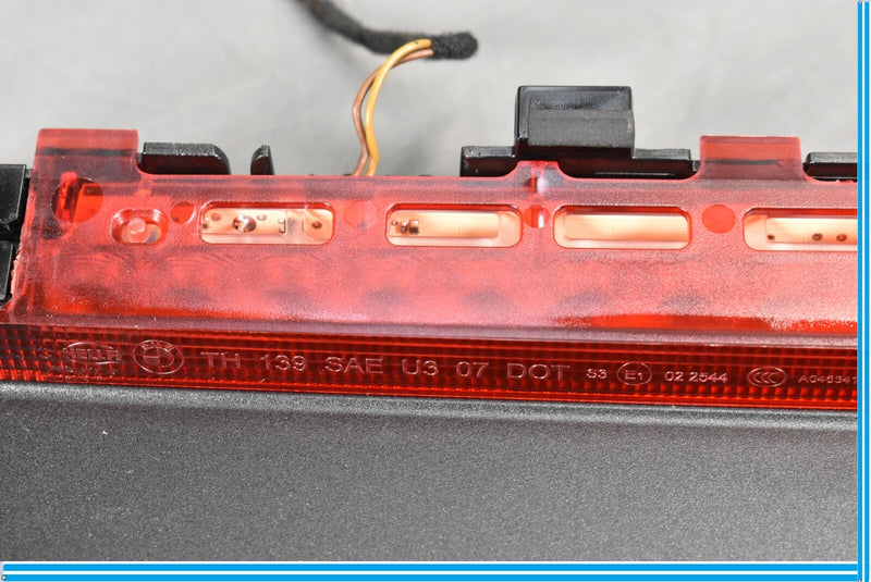 Load image into Gallery viewer, 09-15 BMW 750i 750Li Rear High Mount Third 3rd Brake Stop Light Lamp Oem
