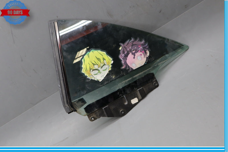 Load image into Gallery viewer, 03-12 Mercedes R230 SL550 SL500 Rear Left Side Quarter Window Glass Oem