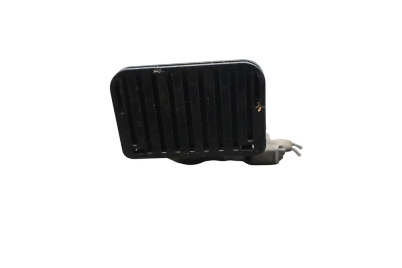 Load image into Gallery viewer, 16-20 Jaguar XF XE X260 Right Passenger Side High Note Tone Horn Signal Oem
