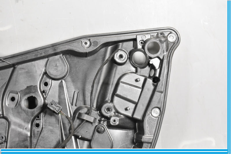 Load image into Gallery viewer, 14-19 Mercedes W117 CLA250 Front Right Passenger Door Carrier Module Oem