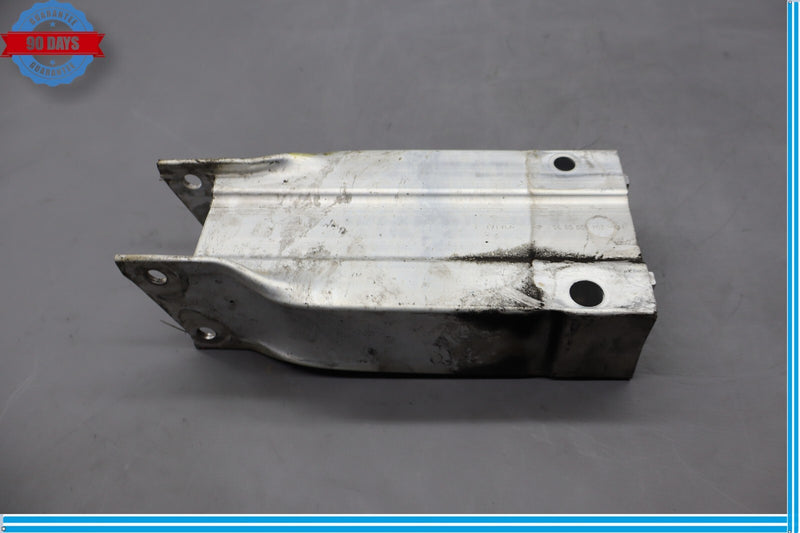 Load image into Gallery viewer, 08-15 Mercedes W204 C300 C350 Front Right Bumper Reinforcement Bar Bracket Oem