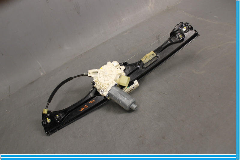 Load image into Gallery viewer, 07-13 BMW X5 E70 Rear Right Passenger Side Door Window Regulator W/ Motor Oem