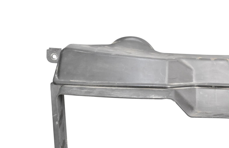 Load image into Gallery viewer, 04-08 Maserati Quattroporte M139 4.2L Front Radiator Air Duckt Shroud Cover Oem
