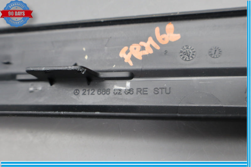 Load image into Gallery viewer, 10-18 Mercedes CLS400 E350 Front Right Door Sill Scuff Plate Trim Cover Oem
