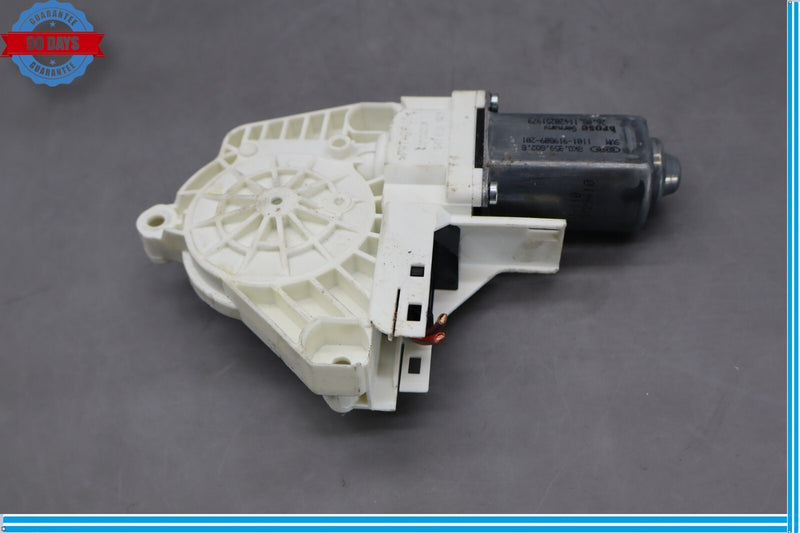 Load image into Gallery viewer, 11-14 Volkswagen VW Touareg Front Right Side Door Window Regulator Motor Oem
