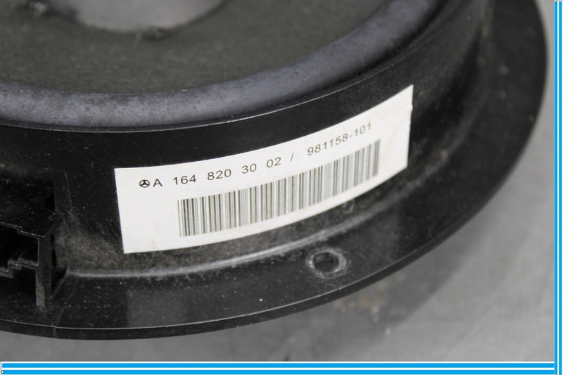 Load image into Gallery viewer, 06-13 Mercedes GL550 GL450 Rear Right Side Audio Sound Speaker Oem