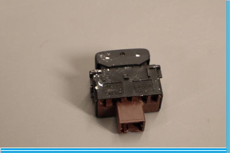 Load image into Gallery viewer, 11-17 Infiniti QX56 QX80 3rd Row Right Passenger Seat Power Folding Switch Oem