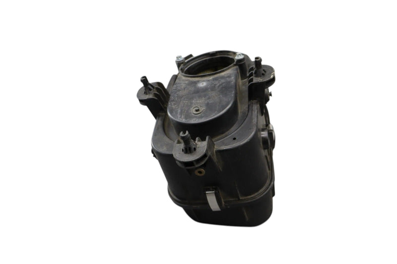 Load image into Gallery viewer, 14-21 Maserati Ghibli Right Side Engine Air Cleaner Housing Filter Box Oem