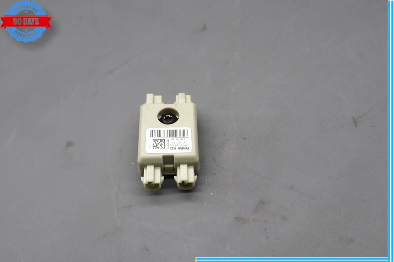 Load image into Gallery viewer, 09-15 BMW 750Li F01 F02 Radio Antenna Signal Trap Circuit Module Unit Oem