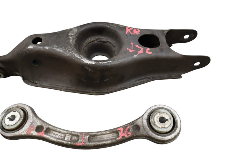 Load image into Gallery viewer, 14-17 Maserati Ghibli M157 Rear Right Passenger Suspension Control Arm Set Oem