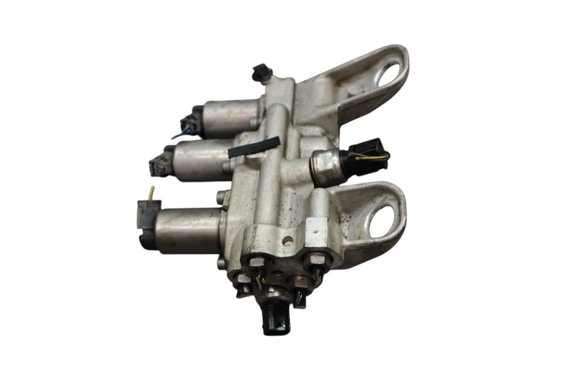 Load image into Gallery viewer, 11-18 Porsche Cayenne 958 Front Suspension Self Leveling Valve Block Oem