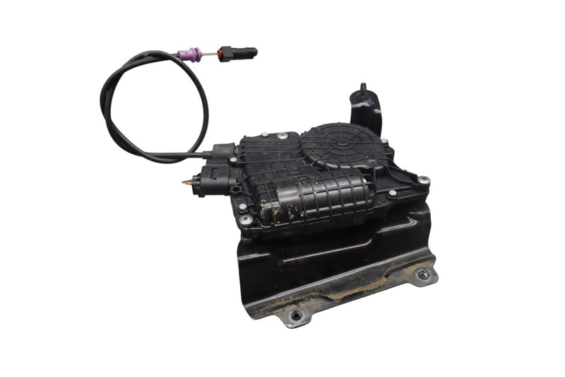 Load image into Gallery viewer, 10-17 BMW 535i GT F07 Front Left Driver Side Door Soft Close Actuator Oem